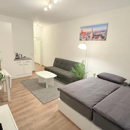 Modern, Quiet Right By S-bahn - Close To Munich & Airport Apartment Unterschleißheim