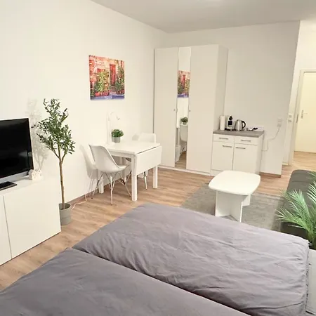 Apartment Modern, Quiet Right By S-bahn - Close To Munich & Airport Unterschleißheim