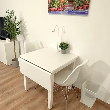 Modern, Quiet Right By S-bahn - Close To Munich & Airport Unterschleißheim