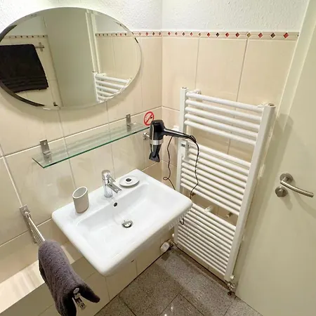 Modern, Quiet Right By S-bahn - Close To Munich & Airport * Unterschleißheim