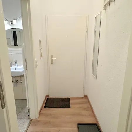 Modern, Quiet Right By S-bahn - Close To Munich & Airport *